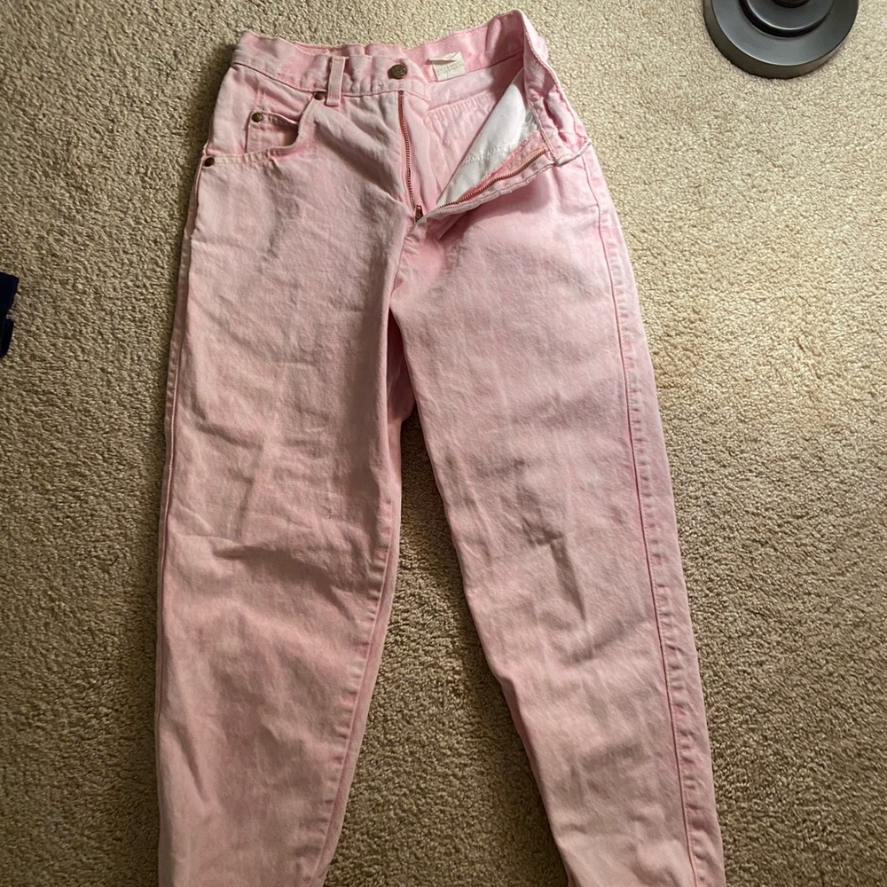 RARE PINK LEVIS